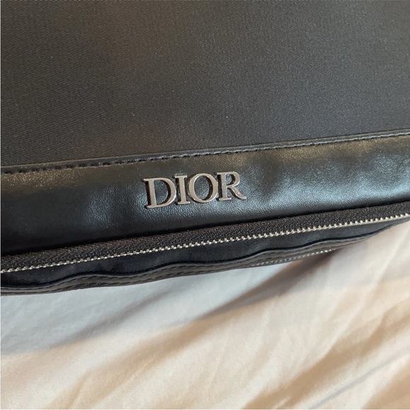 Dior Makeup Toiletry Bag w/Brush Set GWP - Picture 8 of 15